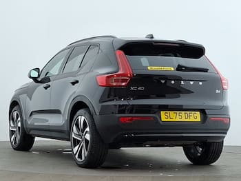 Used Volvo XC40 2025 for sale - 79746904: Photo