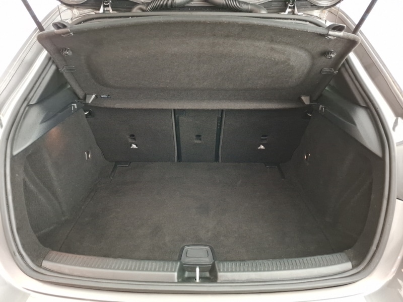 Used Mercedes-Benz A-Class 2019 for sale - 76325533: Photo 8