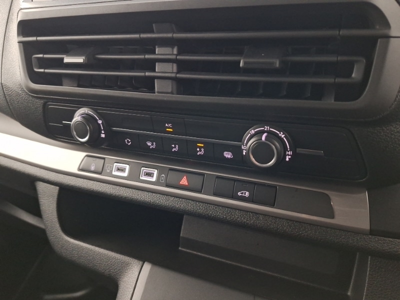 Used Peugeot Expert 2024 for sale - 77573300: Photo 18