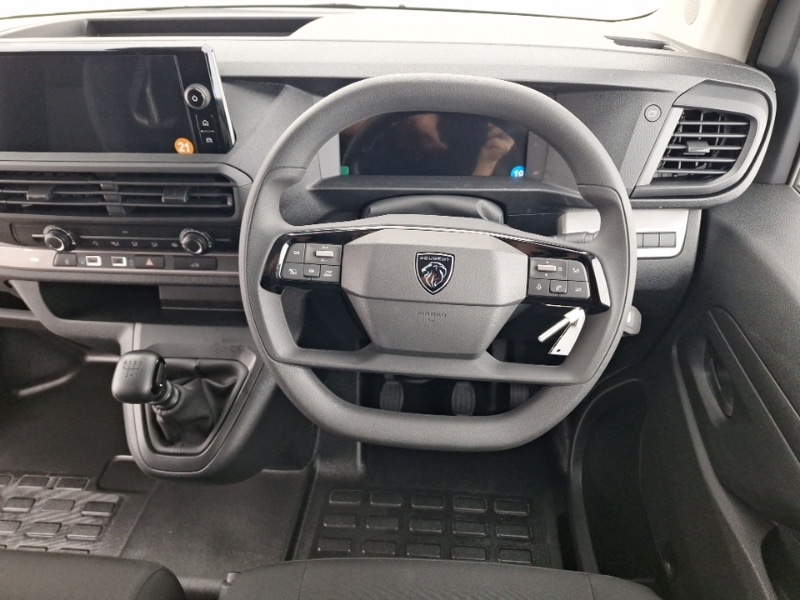 Used Peugeot Expert 2024 for sale - 77573300: Photo 7