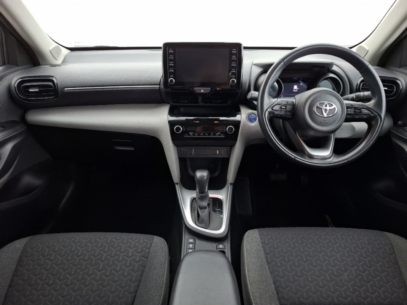 Used Toyota Yaris Cross 2022 for sale - 76897499: Photo 2