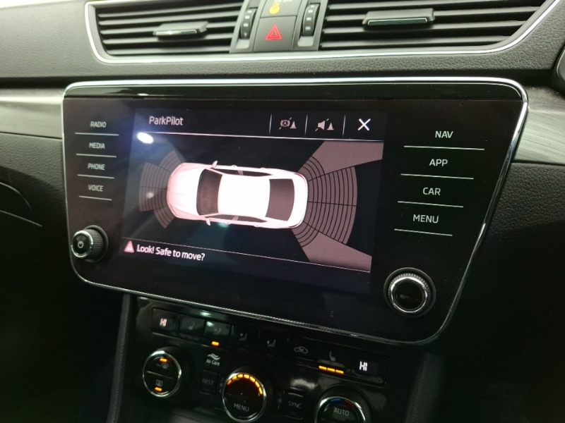 Used Skoda Superb 2020 for sale - 77827023: Photo 11