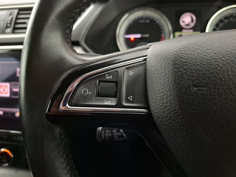 Used Skoda Superb 2020 for sale - 77827023: Photo 14