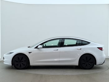 Used Tesla Model 3 2024 for sale - 79207465: Photo