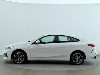 Used BMW 2 Series 2023 for sale - 77832183: Photo