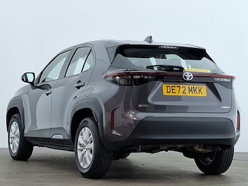 Used Toyota Yaris Cross 2022 for sale - 76602442: Photo