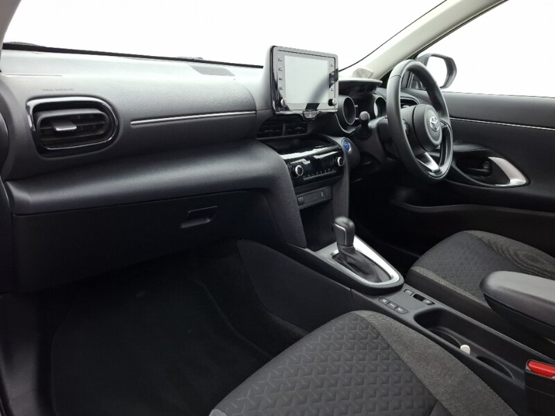 Used Toyota Yaris Cross 2022 for sale - 76602442: Photo 5