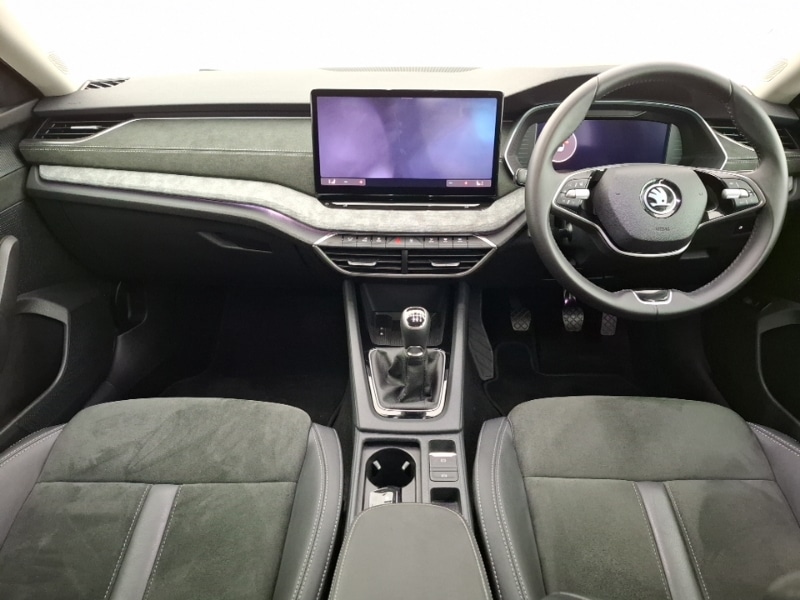 Used Skoda Octavia 2024 for sale - 77852633: Photo 2