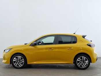 Used Peugeot 208 2023 for sale - 76221157: Photo 4