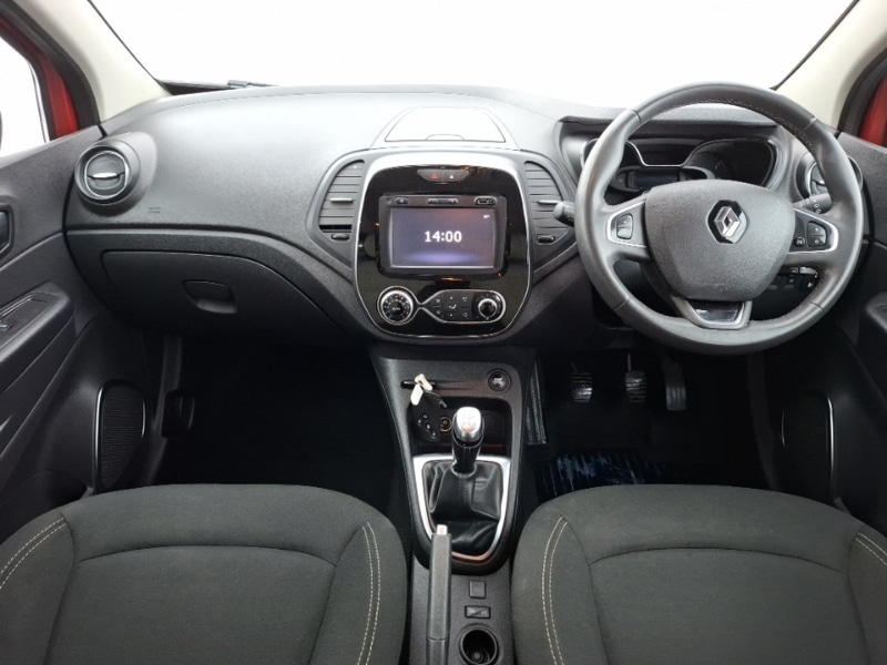 Used Renault Captur 2018 for sale - 77168948: Photo 2