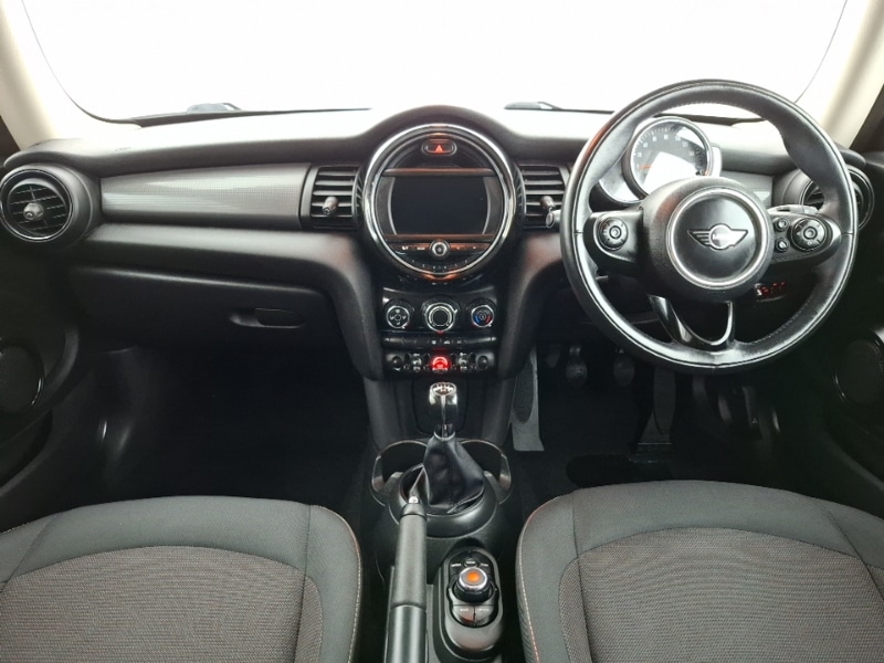 Used MINI Hatch 2018 for sale - 77987658: Photo 2