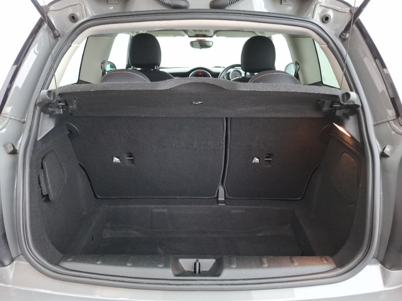 Used MINI Hatch 2018 for sale - 77987658: Photo 8