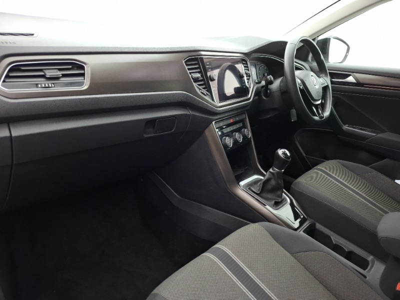 Used Volkswagen T-Roc 2019 for sale - 77651850: Photo 5