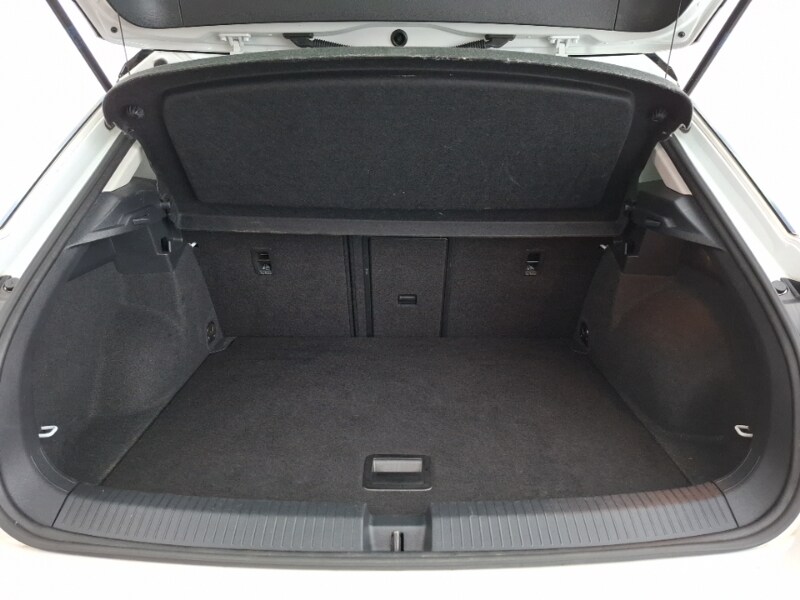 Used Volkswagen T-Roc 2019 for sale - 77651850: Photo 8