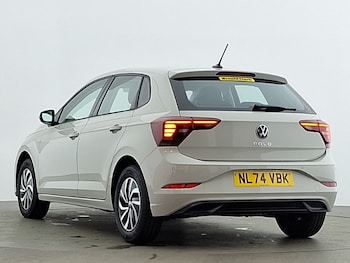 Used Volkswagen Polo 2024 for sale - 75645333: Photo