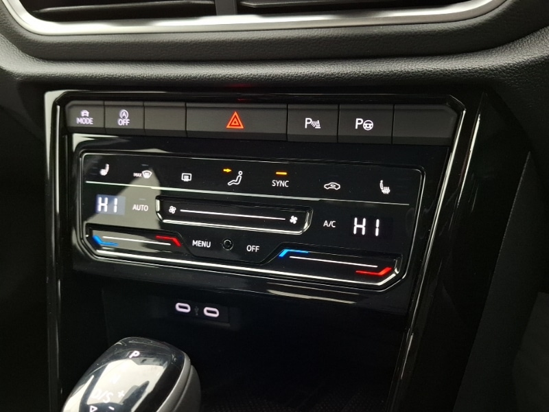 Used Volkswagen T-Roc 2025 for sale - 77371410: Photo 16