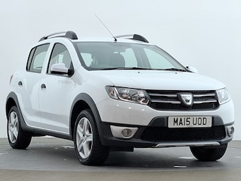 2015 - 1.5 dCi Laureate 5dr