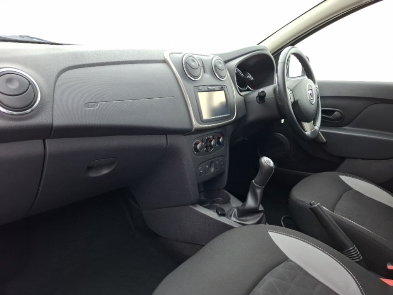 Used Dacia Sandero Stepway 2015 for sale - 77816032: Photo 5