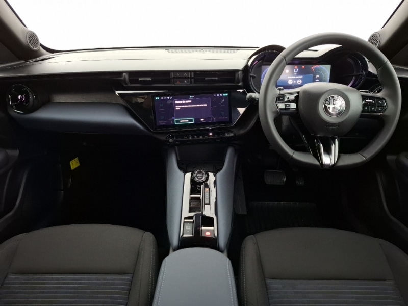 Used Alfa Romeo Junior 2025 for sale - 78013553: Photo 2