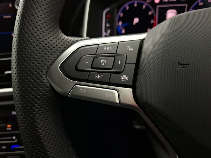 Used Volkswagen T-Roc 2025 for sale - 76983155: Photo 14