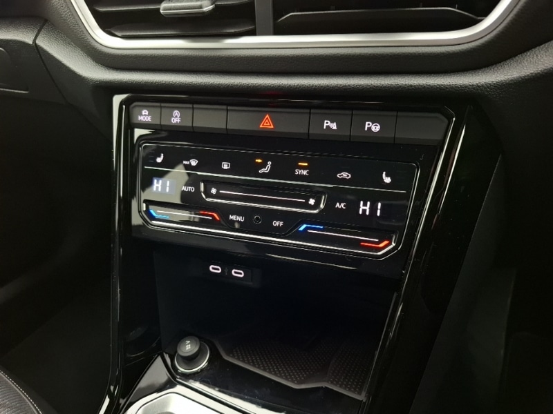 Used Volkswagen T-Roc 2025 for sale - 76983155: Photo 16