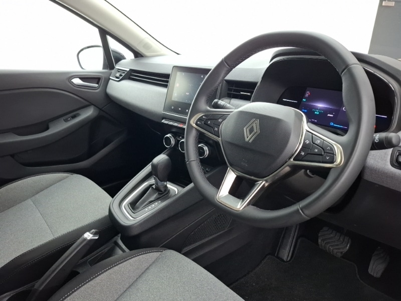 Used Renault Clio 2025 for sale - 77536492: Photo 12