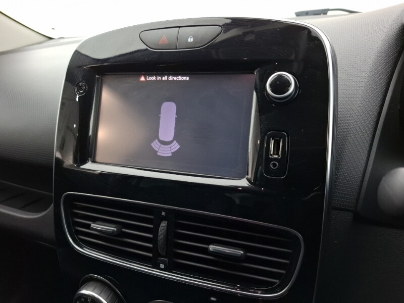 Used Renault Clio 2018 for sale - 77197456: Photo 11