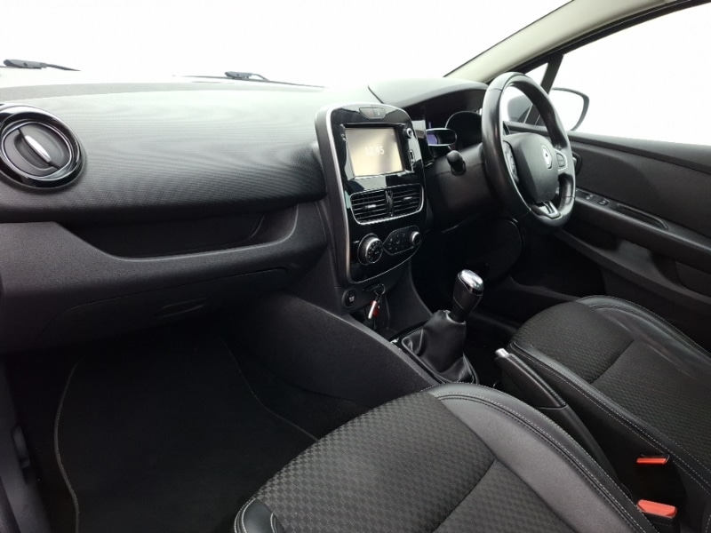 Used Renault Clio 2018 for sale - 77197456: Photo 5