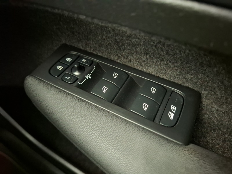 Used Volvo XC40 2022 for sale - 76691898: Photo 19