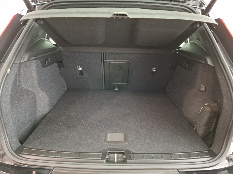 Used Volvo XC40 2022 for sale - 76691898: Photo 8