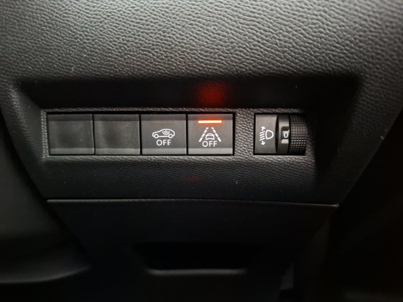 Used Peugeot 2008 2022 for sale - 77921975: Photo 19