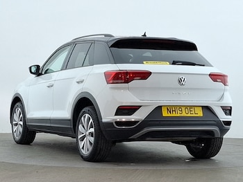 Used Volkswagen T-Roc 2019 for sale - 78848558: Photo