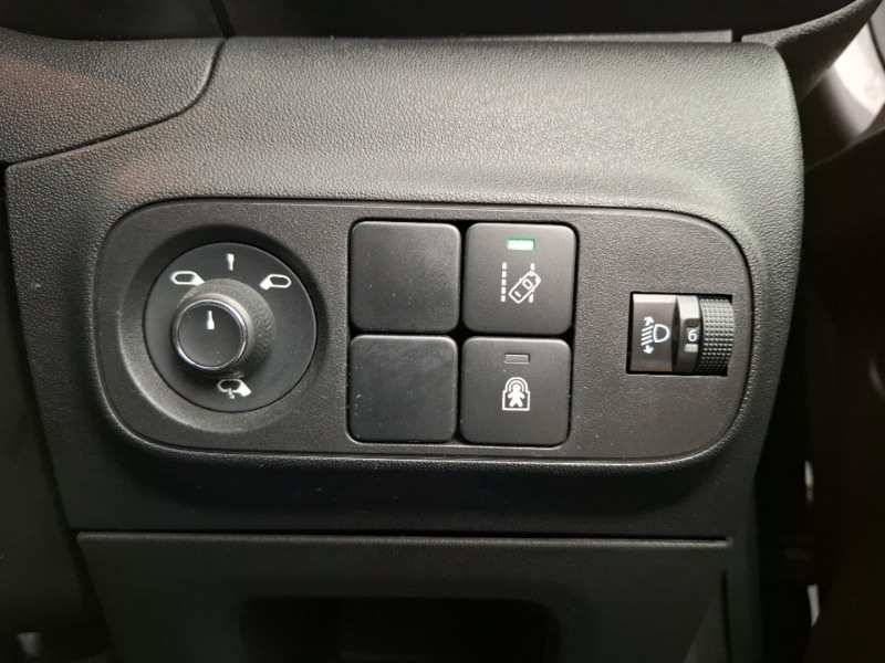 Used Citroen C3 2018 for sale - 76465032: Photo 19