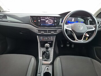 Used Volkswagen Polo 2024 for sale - 78952598: Photo