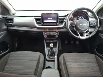 Used Kia Stonic 2021 for sale - 79567052: Photo