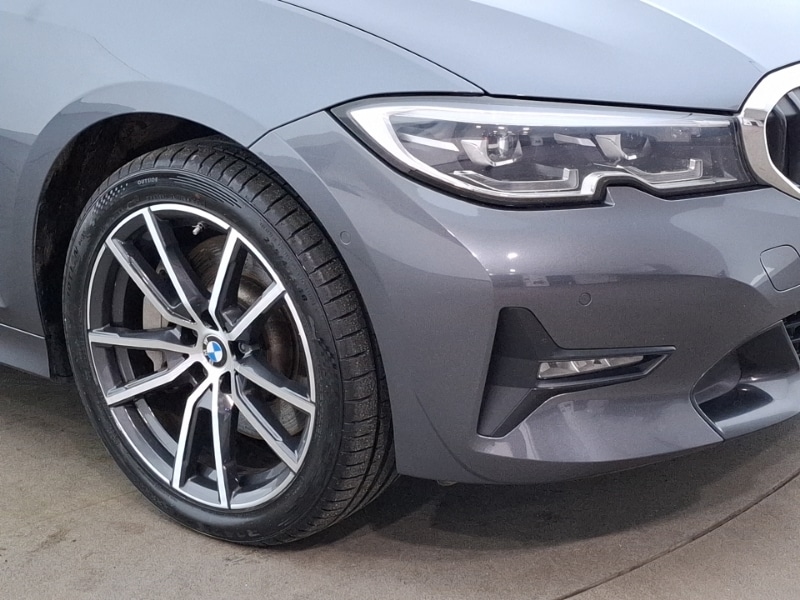 Used BMW 3 Series 2021 for sale - 76343409: Photo 9