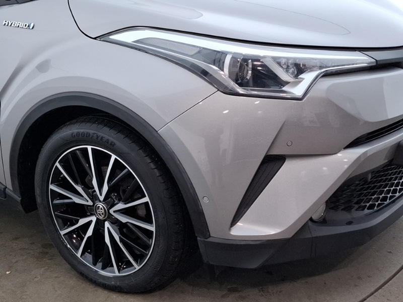 Used Toyota C-HR 2018 for sale - 76431599: Photo 9