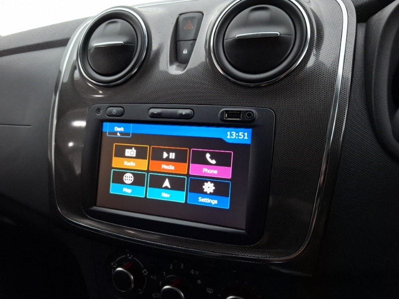 Used Dacia Sandero Stepway 2020 for sale - 76511652: Photo 11