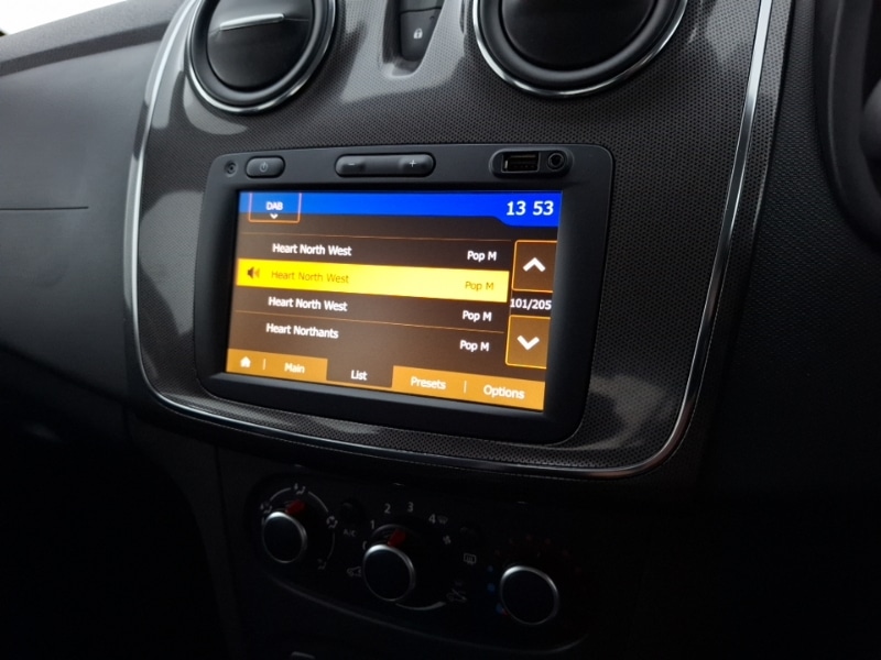 Used Dacia Sandero Stepway 2020 for sale - 76511652: Photo 18