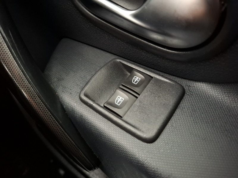 Used Dacia Sandero Stepway 2020 for sale - 76511652: Photo 19