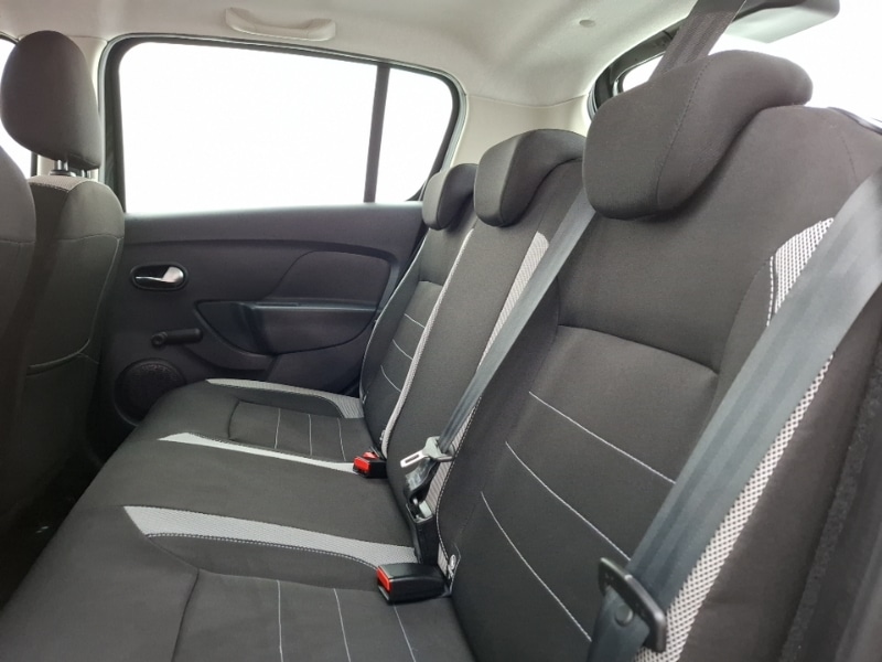 Used Dacia Sandero Stepway 2020 for sale - 76511652: Photo 6