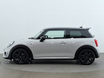 Used MINI Cooper 2019 for sale - 78777888: Photo