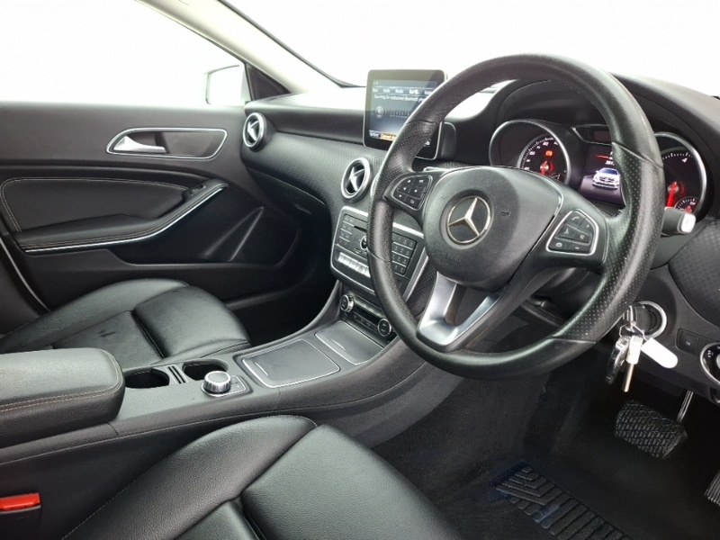 Used Mercedes-Benz A-Class 2017 for sale - 78155822: Photo 12