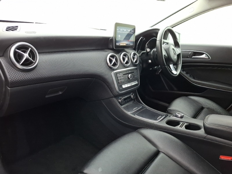 Used Mercedes-Benz A-Class 2017 for sale - 78155822: Photo 5