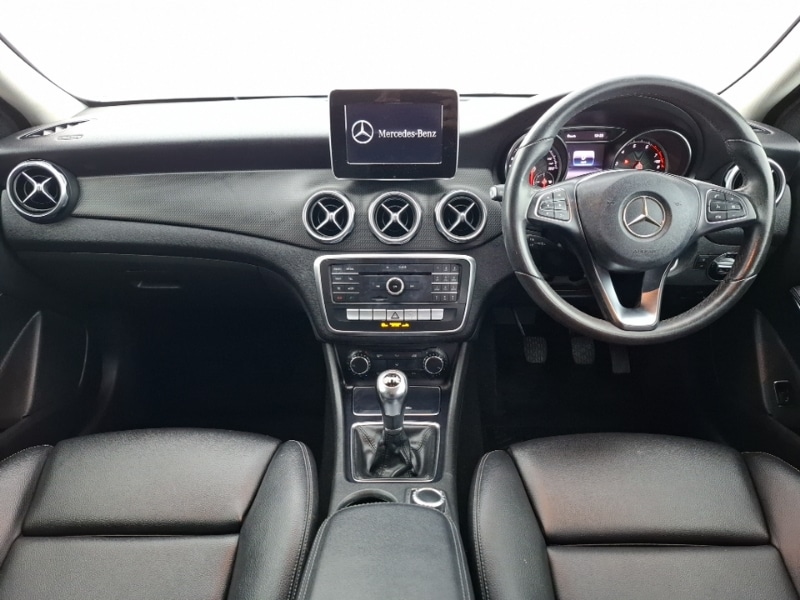 Used Mercedes-Benz GLA 2018 for sale - 76383853: Photo 2