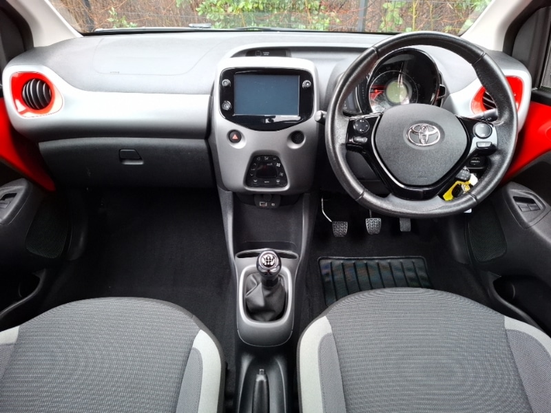 Used Toyota AYGO 2021 for sale - 77518003: Photo 2