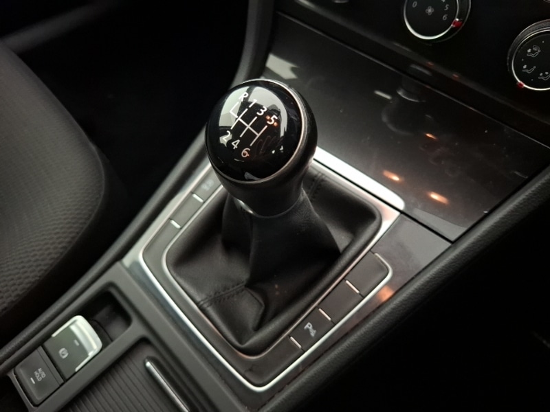 Used Volkswagen Golf 2018 for sale - 77682301: Photo 13