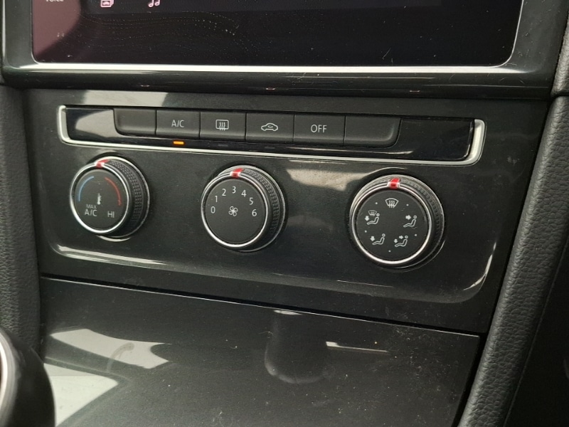 Used Volkswagen Golf 2018 for sale - 77682301: Photo 16