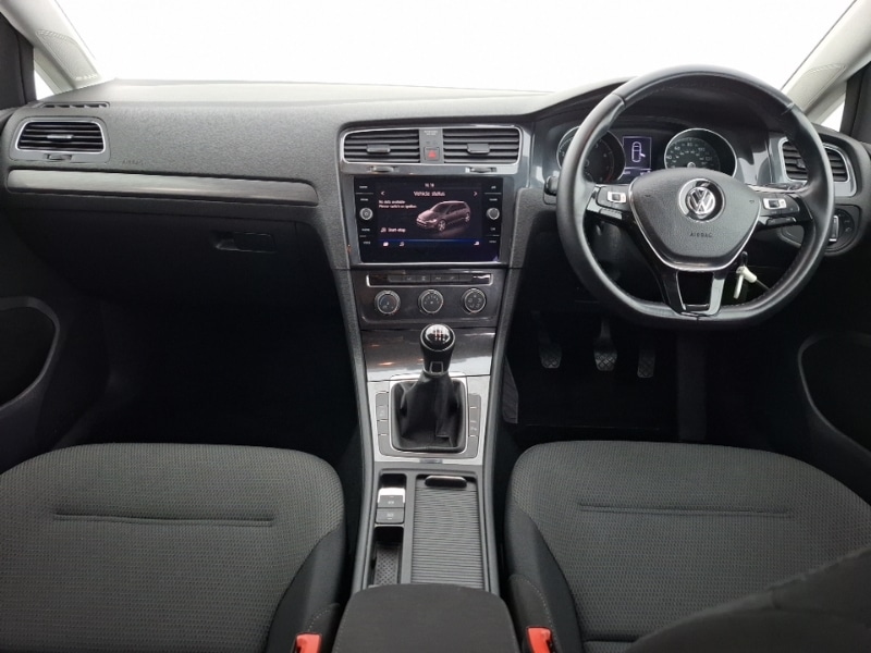 Used Volkswagen Golf 2018 for sale - 77682301: Photo 2