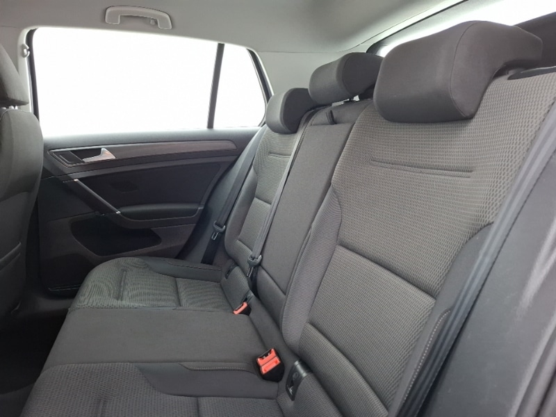Used Volkswagen Golf 2018 for sale - 77682301: Photo 6